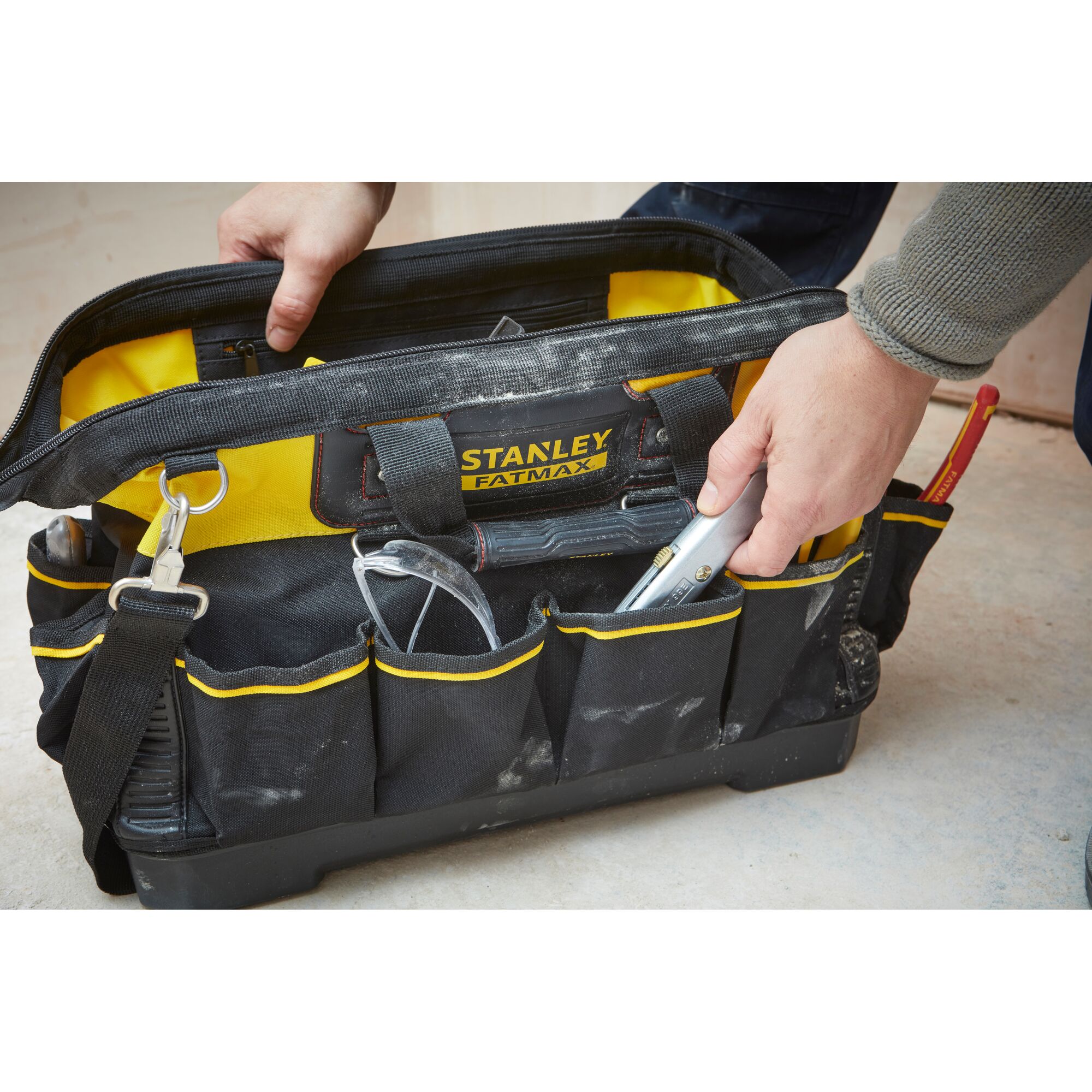 STANLEY® FATMAX® 18 in. Tool Bag | STANLEY