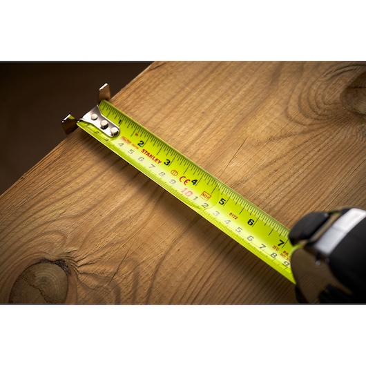 STANLEY® FATMAX® Xtreme™ 10M/33' (32mm wide) Tape Measure