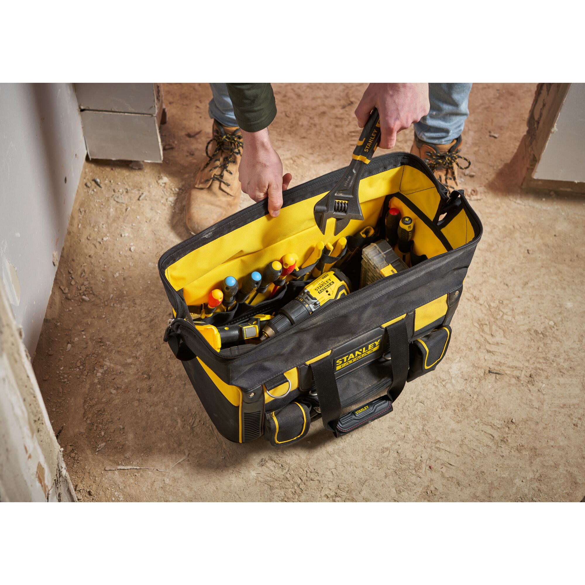 SORTMASTER® 20 in. Open Mouth Rigid Tool Bag | STANLEY