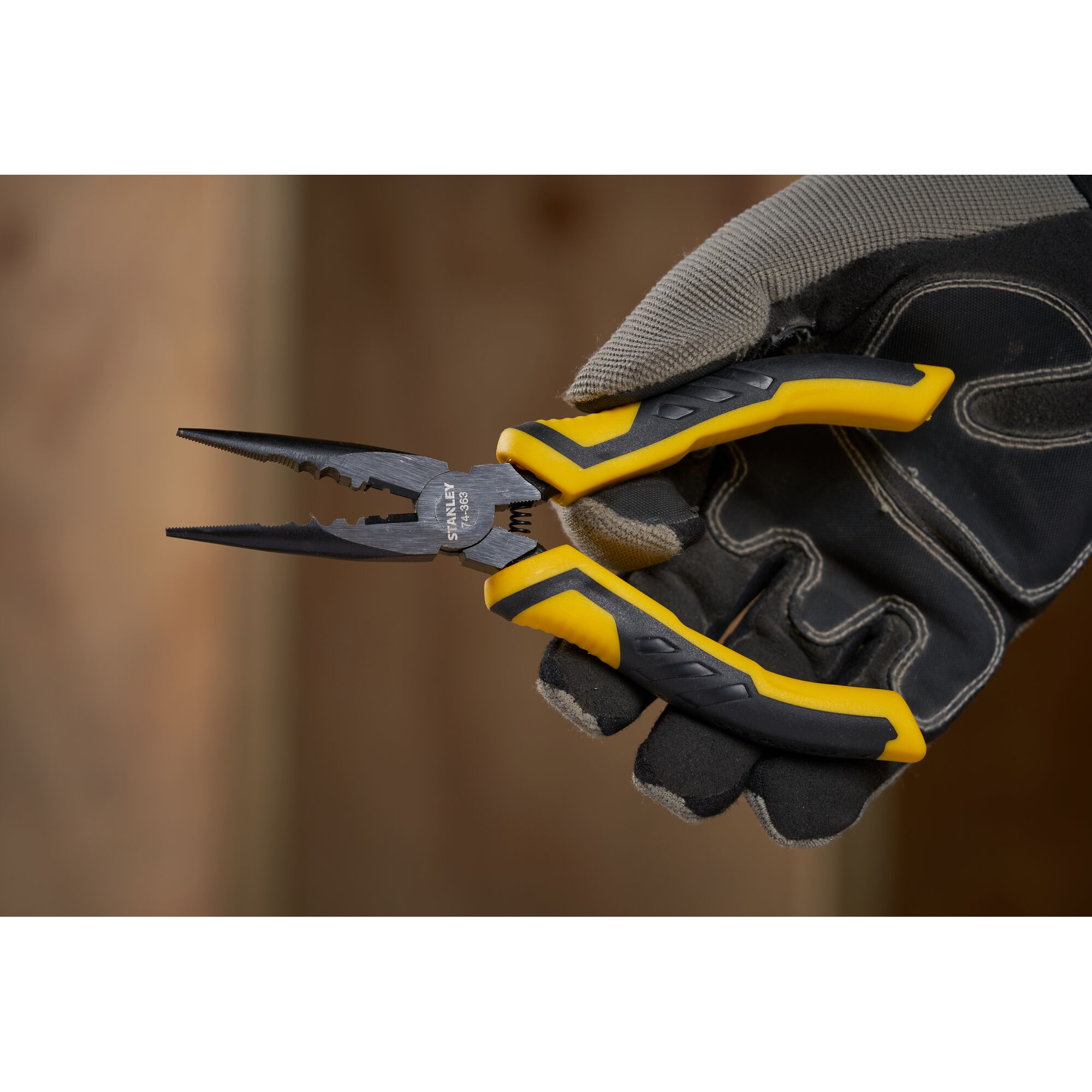 STANLEY® DYNAGRIP® 150mm Long Nose Pliers | STANLEY