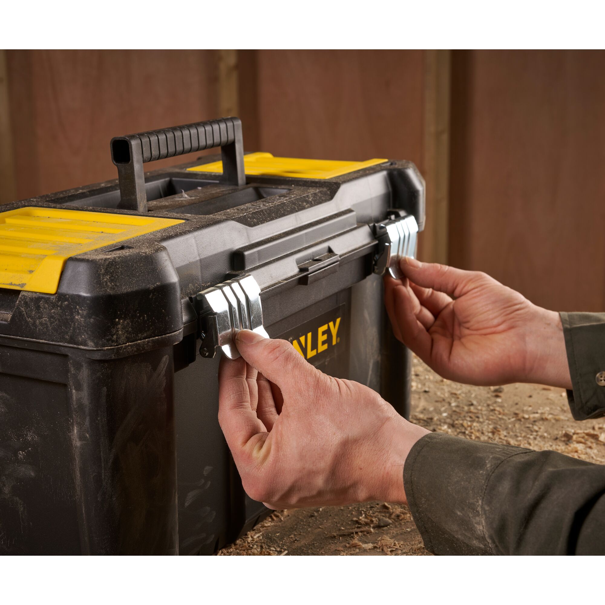 s*n様 09614BLACKBOXX ISLAMEL ARCHIVE SET STANLEY® 19 in. Essential Tool Box With Metal Latches | STANLEY