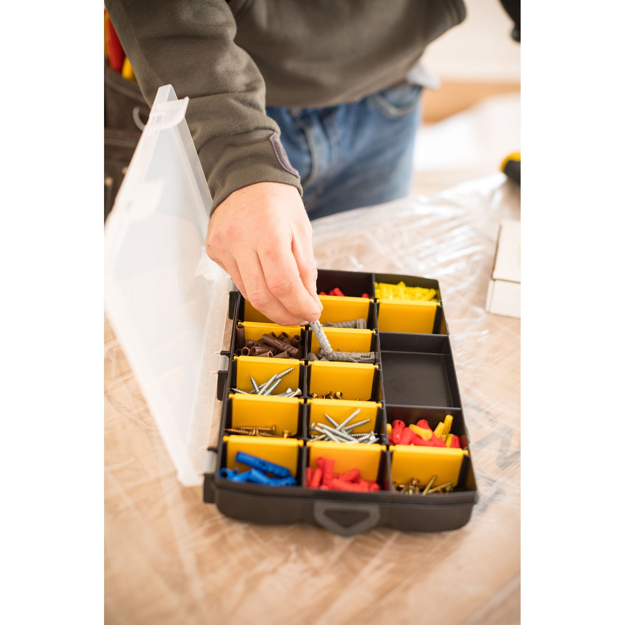STANLEY® 11 in. 17-Compartment Organiser | STANLEY