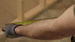 Video STANLEY FATMAX BladeArmor 10M/33' (32mm wide) Tape Measure