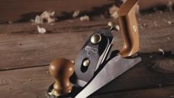 Video STANLEY® Sweetheart™ No. 4 Premium Bench Plane Video STANLEY® Sweetheart™ No. 4 Premium Bench Plane