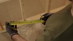 Video STANLEY FATMAX BladeArmor Magnetic 8M (32mm wide) Tape Measure Video STANLEY FATMAX BladeArmor Magnetic 8M (32mm wide) Tape Measure