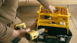 Video STANLEY® 3-Level Cantilever Tool Box Video STANLEY® 3-Level Cantilever Tool Box